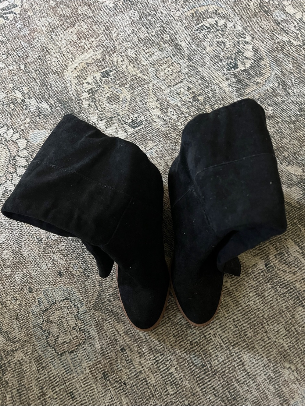 Women's Black Over-the-Knee Suede Heeled Boots
